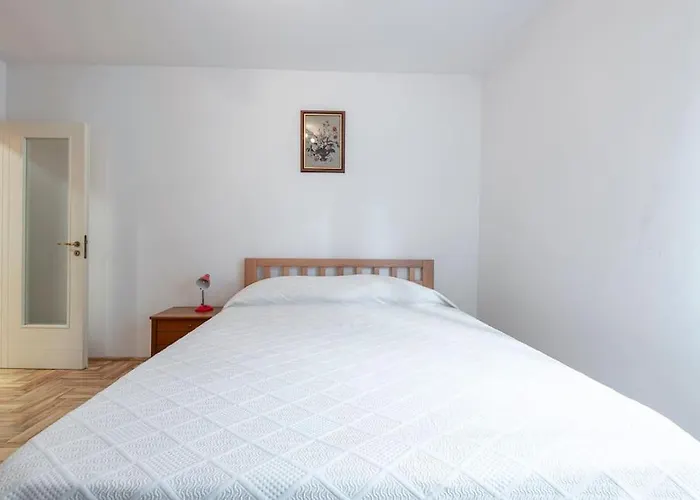 Apartment Sea Breeze